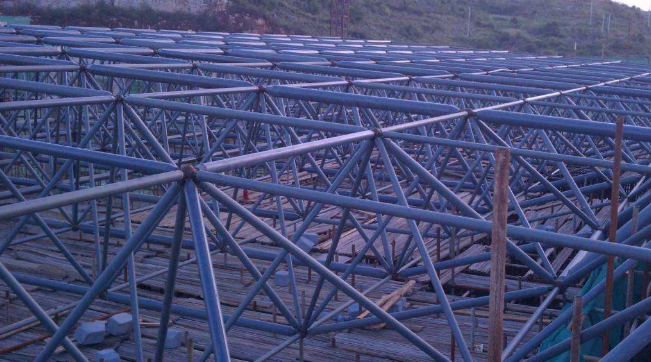 建瓯概述网架加工中对钢材的质量的过细恳求